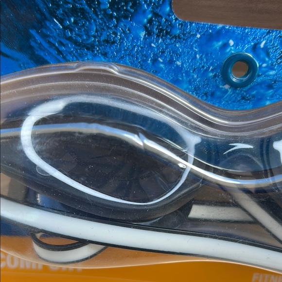 Speedo Hydro Comfort Fitness Goggles - Picture 3 of 7